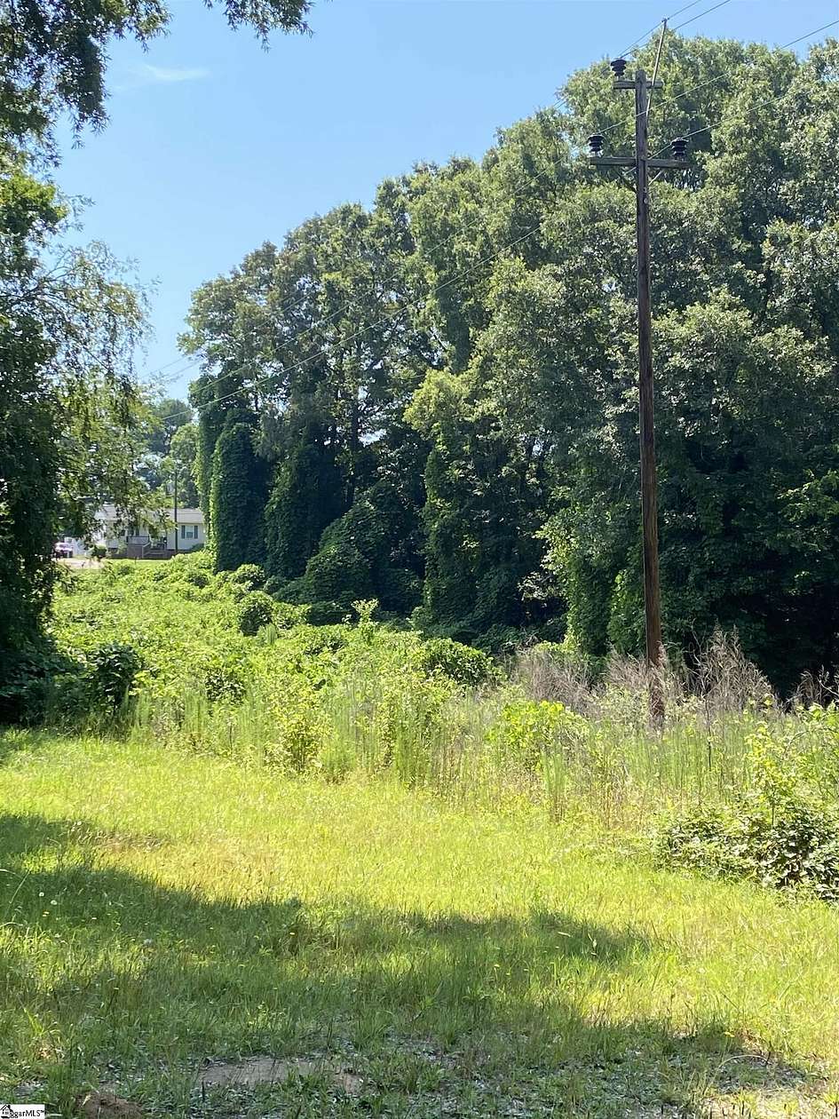 1.2 Acres of Residential Land for Sale in Laurens, South Carolina