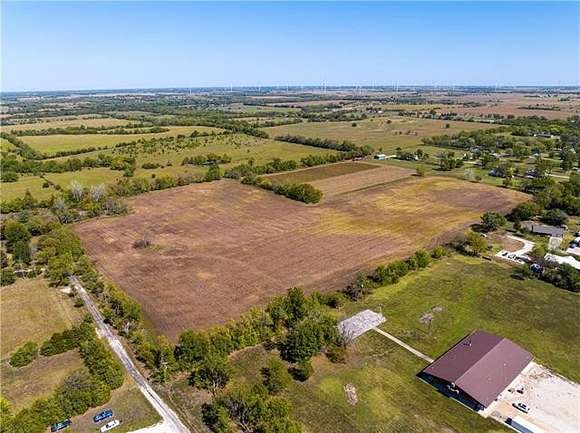 18 Acres of Land for Sale in Gas, Kansas