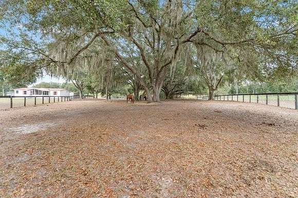 3.7 Acres of Residential Land with Home for Sale in Weirsdale, Florida