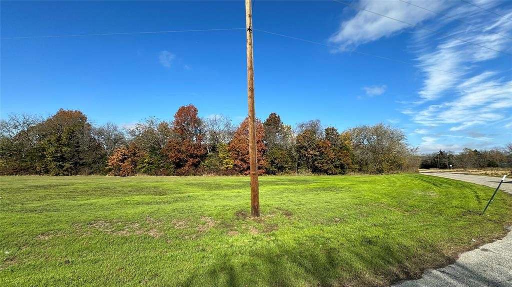 0.98 Acres of Land for Sale in Ladonia, Texas