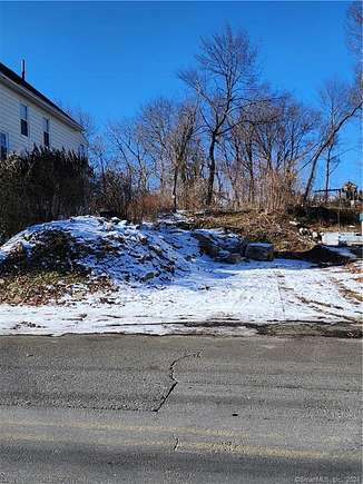 0.17 Acres of Residential Land for Sale in Bridgeport, Connecticut