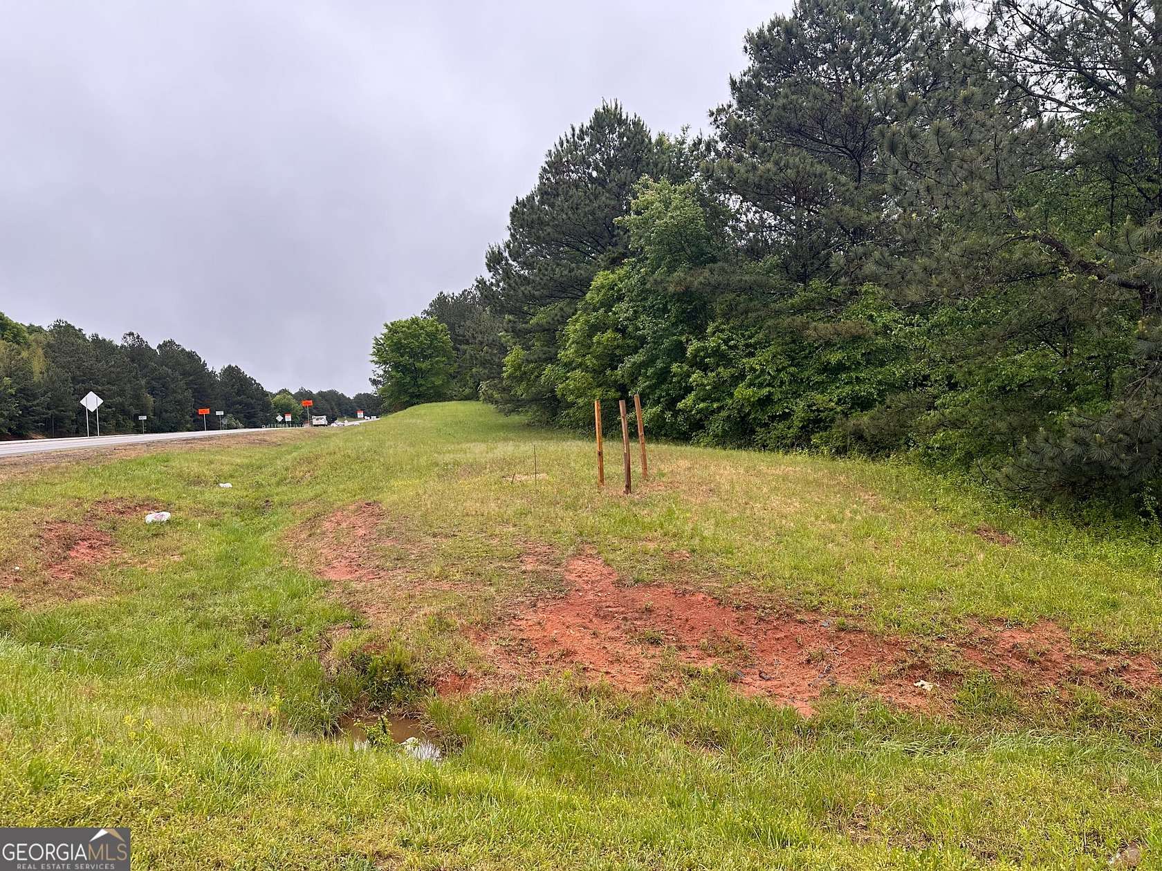 1.1 Acres of Commercial Land for Sale in Winder, Georgia