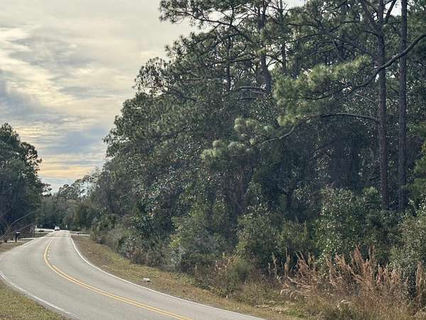 1 Acre of Land for Sale in Carrabelle, Florida