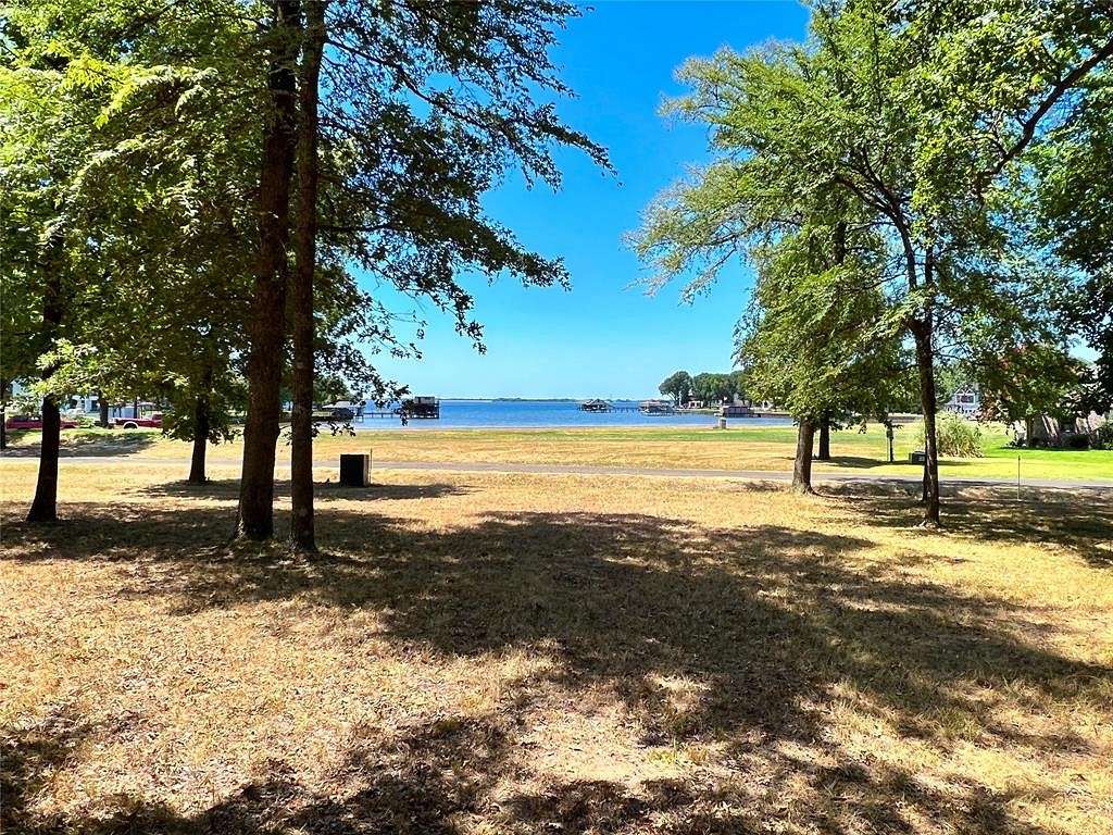 0.4 Acres of Residential Land for Sale in Mabank, Texas
