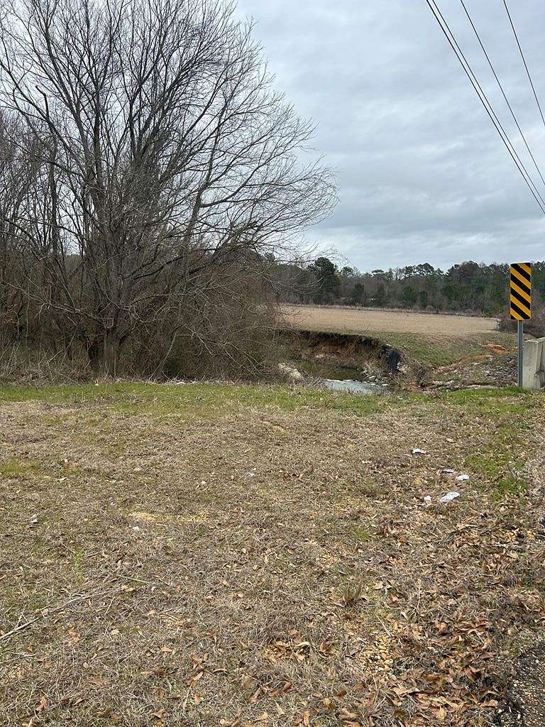6.9 Acres of Residential Land for Sale in McComb, Mississippi