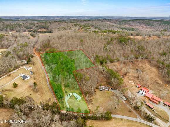 3 Acres of Residential Land with Home for Sale in Ten Mile, Tennessee