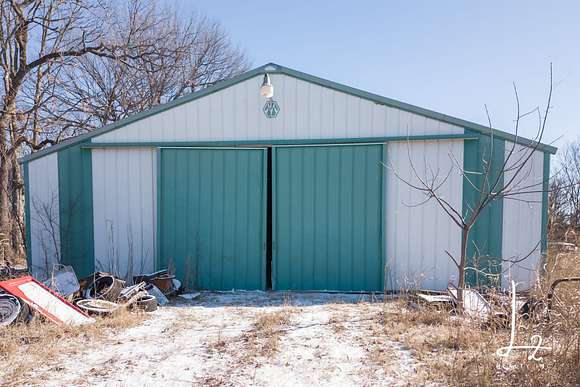 5 Acres of Land for Sale in Neodesha, Kansas