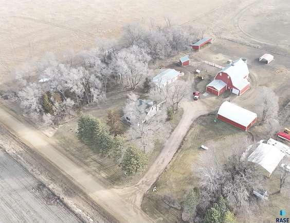 15 Acres of Land with Home for Sale in Canton, South Dakota