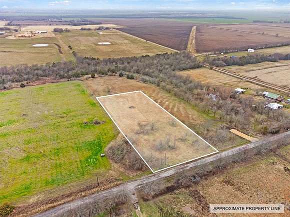 1.8 Acres of Residential Land for Sale in Commerce, Texas
