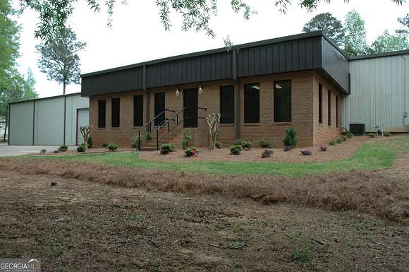 3.3 Acres of Commercial Land for Lease in LaGrange, Georgia