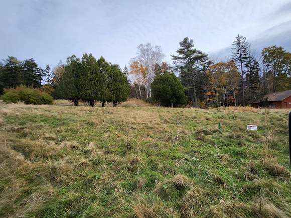0.33 Acres of Residential Land for Sale in Boothbay Harbor, Maine