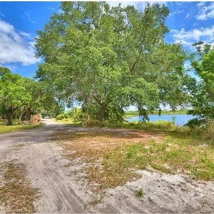 0.43 Acres of Mixed-Use Land for Sale in Lake Wales, Florida