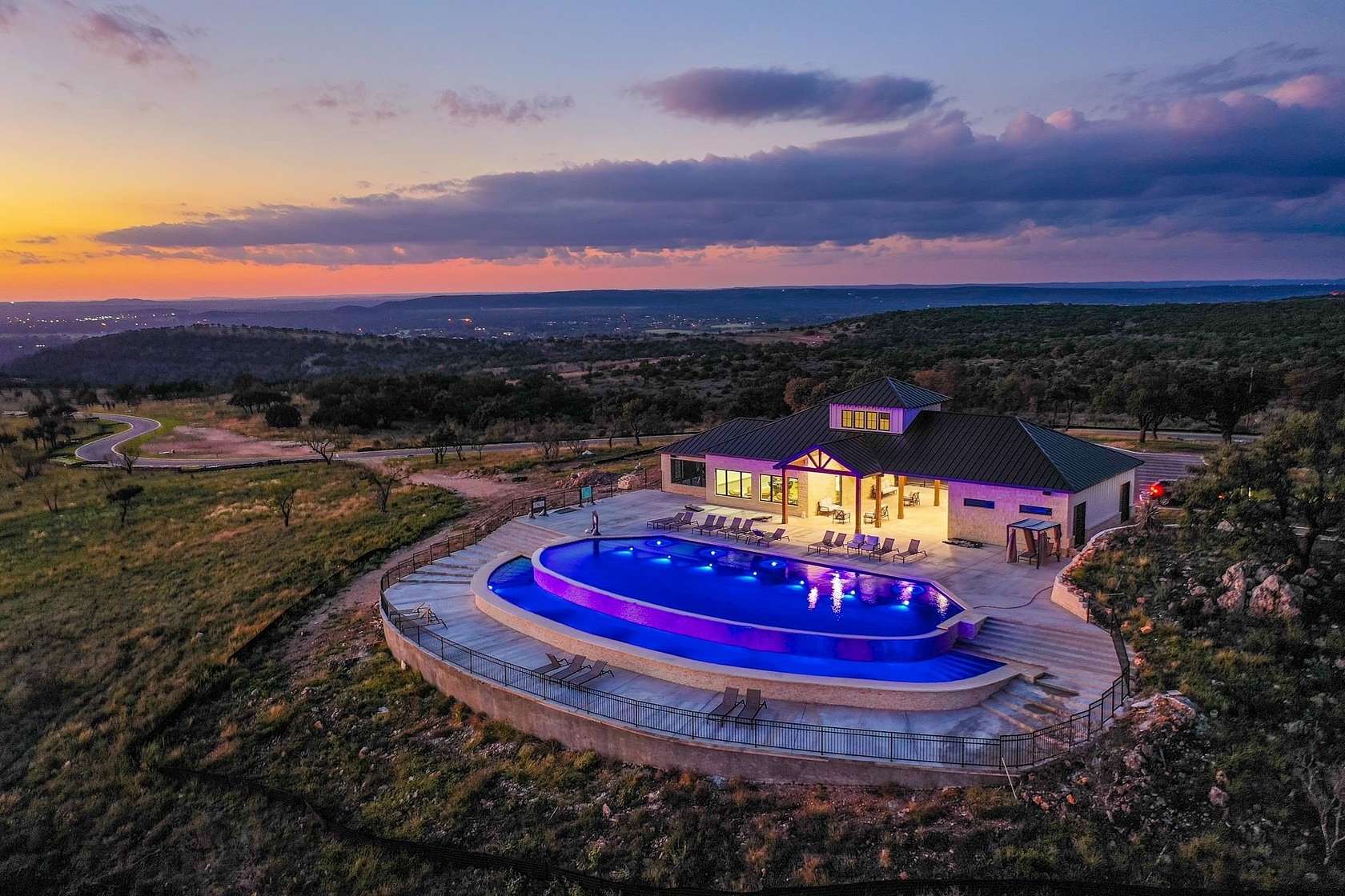 2.44 Acres of Residential Land for Sale in Kingsland, Texas