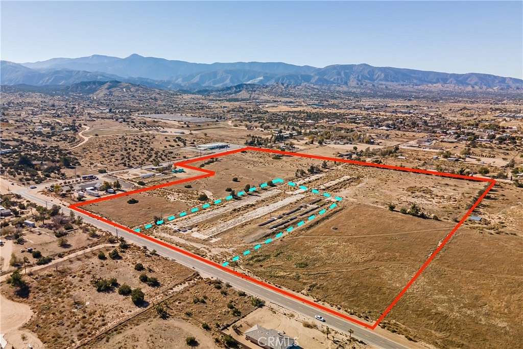 29.32 Acres of Mixed-Use Land for Sale in Phelan, California