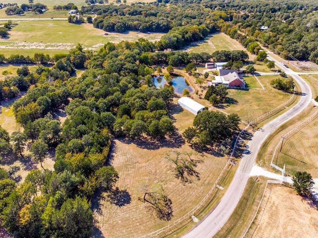 5 Acres of Land with Home for Sale in Valley View, Texas
