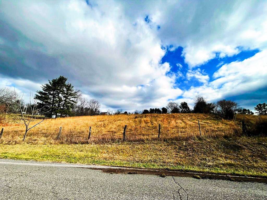 2.19 Acres of Residential Land for Sale in Wytheville, Virginia