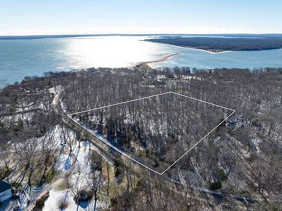 5.2 Acres of Residential Land for Sale in Shelter Island, New York
