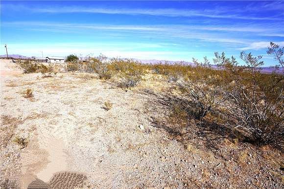 2.4 Acres of Residential Land for Sale in Golden Valley, Arizona