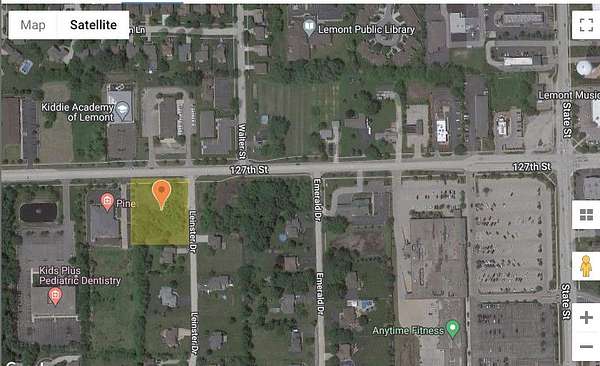 0.9 Acres of Commercial Land for Sale in Lemont, Illinois