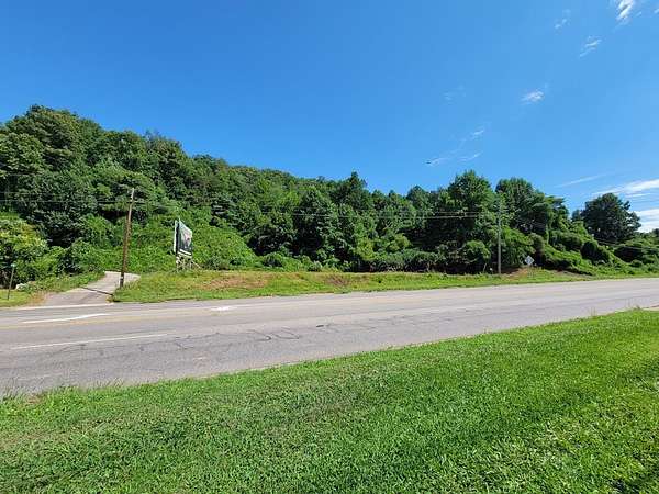 7 Acres of Mixed-Use Land for Sale in Franklin, North Carolina