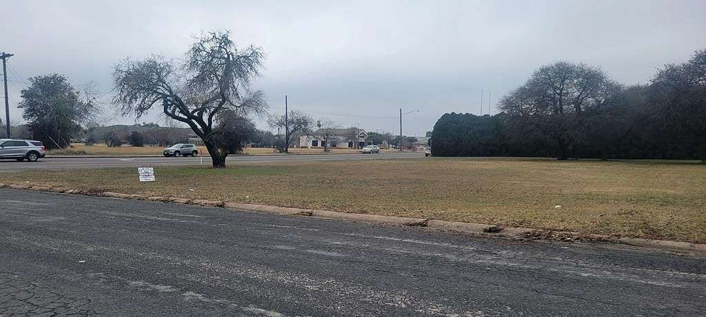0.72 Acres of Commercial Land for Sale in Beeville, Texas