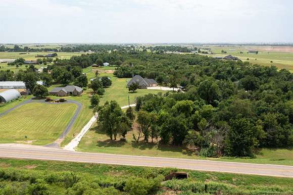 10 Acres of Residential Land with Home for Sale in Kingfisher, Oklahoma