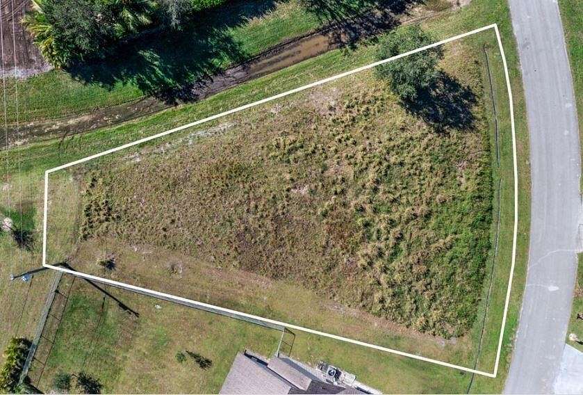 0.29 Acres of Residential Land for Sale in Port St. Lucie, Florida