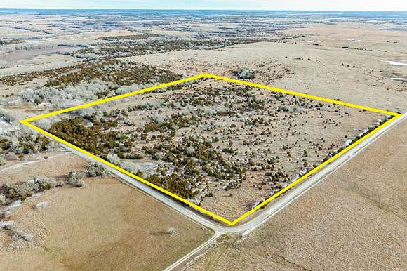 40 Acres of Agricultural Land for Sale in Douglass, Kansas