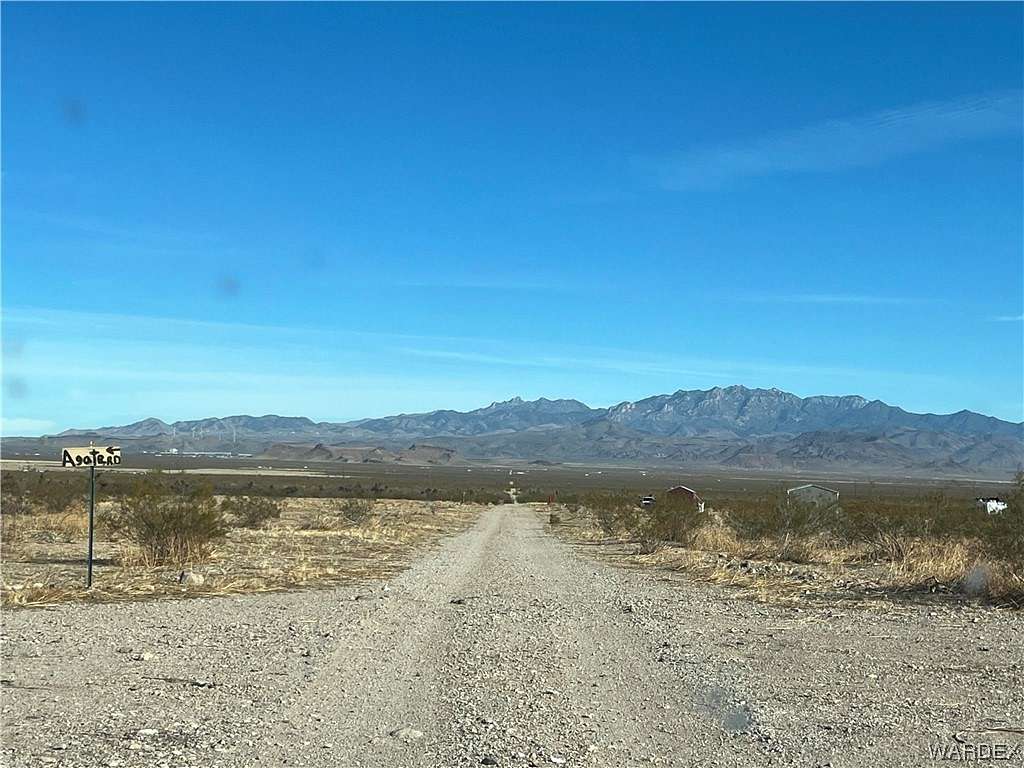 29.09 Acres of Land for Sale in Golden Valley, Arizona