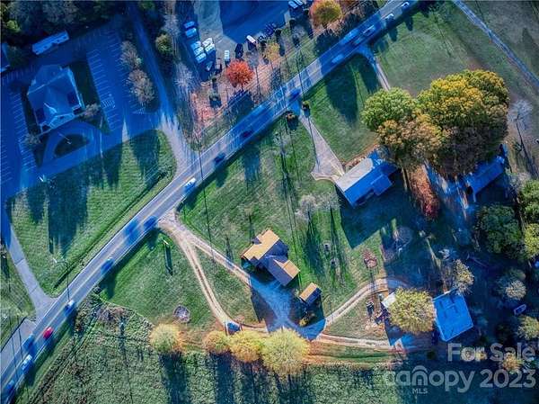 1.5 Acres of Commercial Land for Sale in Mooresville, North Carolina