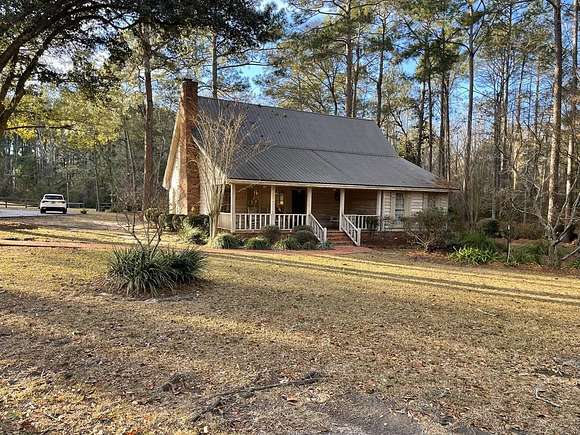 5.3 Acres of Land with Home for Sale in Moultrie, Georgia