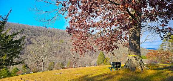 6.6 Acres of Land for Sale in White Sulphur Springs, West Virginia