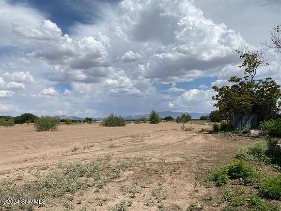 11 Acres of Land for Sale in Chamberino, New Mexico
