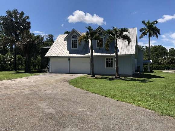 2.5 Acres of Residential Land with Home for Sale in Naples, Florida