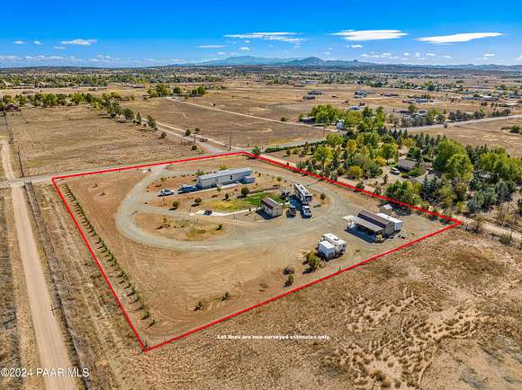 2.8 Acres of Residential Land with Home for Sale in Paulden, Arizona