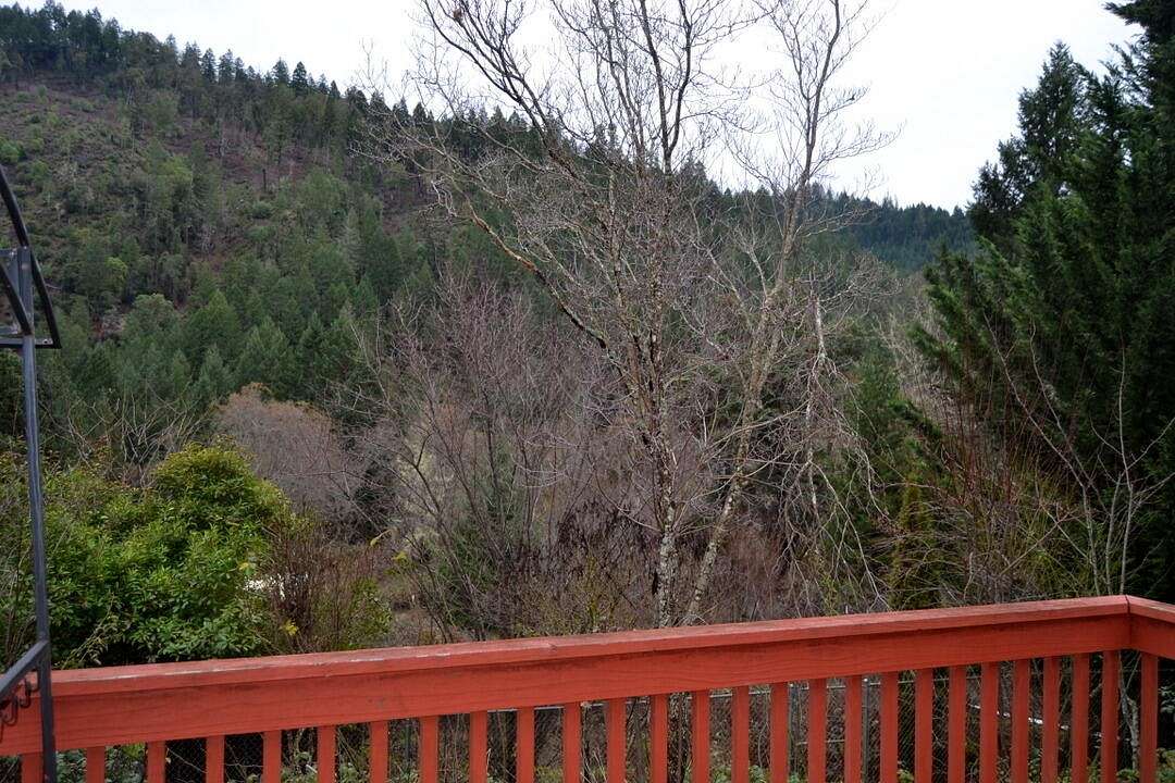 38.3 Acres of Land with Home for Sale in Wolf Creek, Oregon