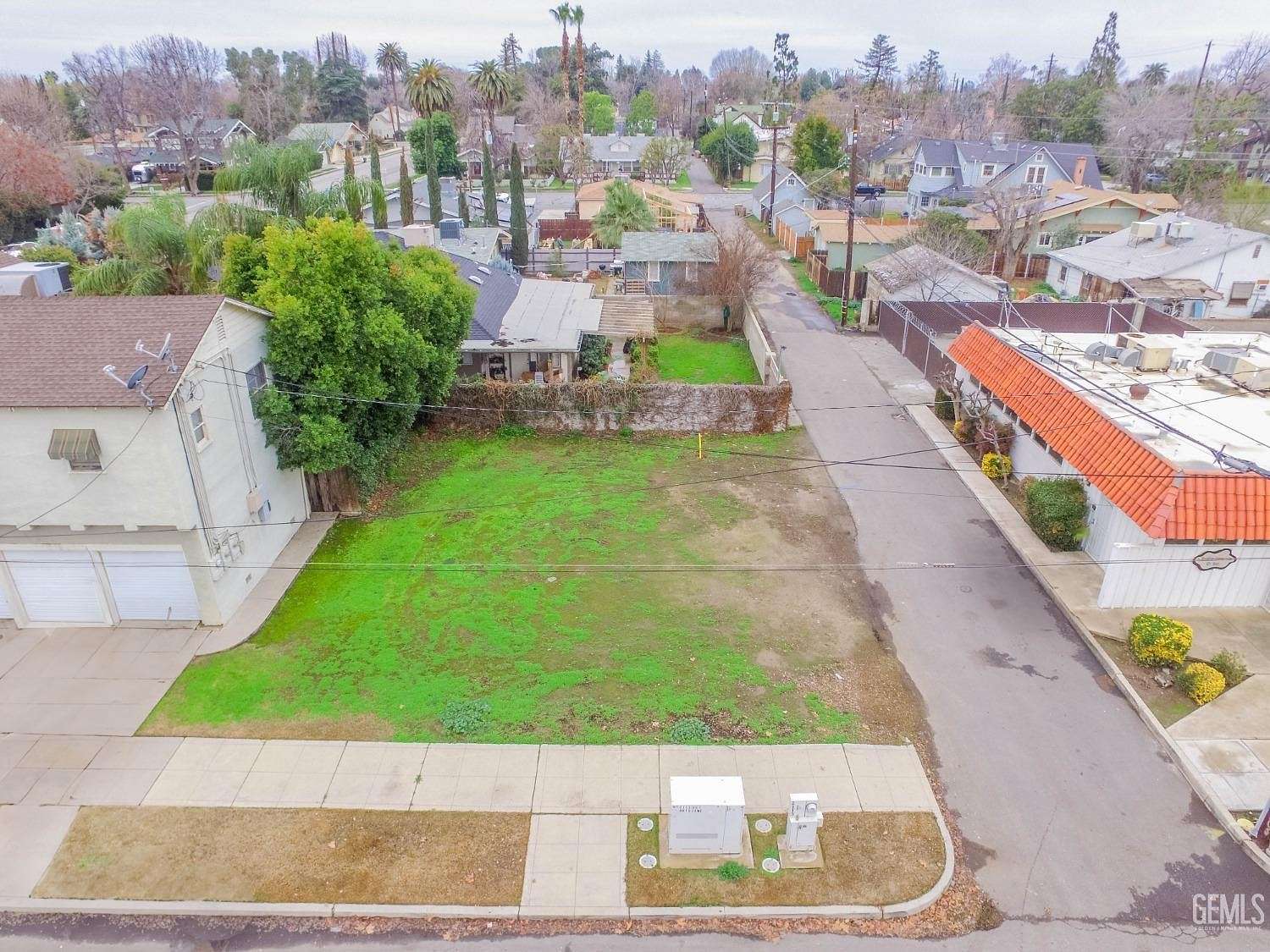 0.09 Acres of Residential Land for Sale in Bakersfield, California