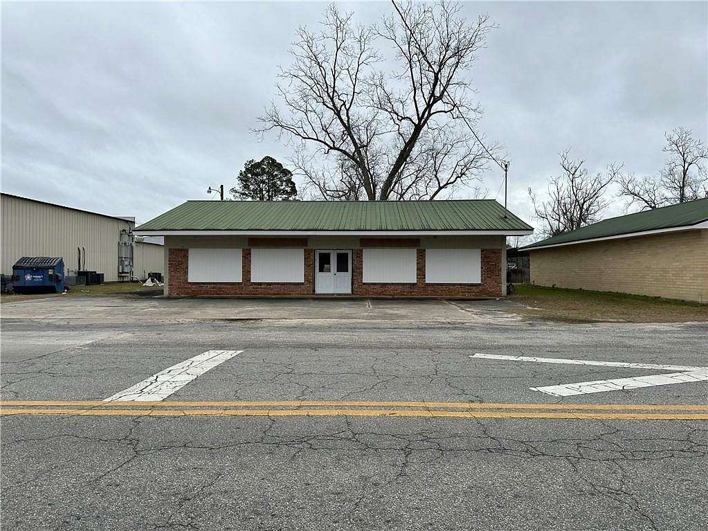 0.28 Acres of Commercial Land for Sale in Odum, Georgia
