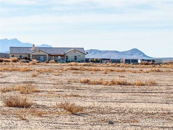 2.3 Acres of Residential Land with Home for Sale in Pahrump, Nevada