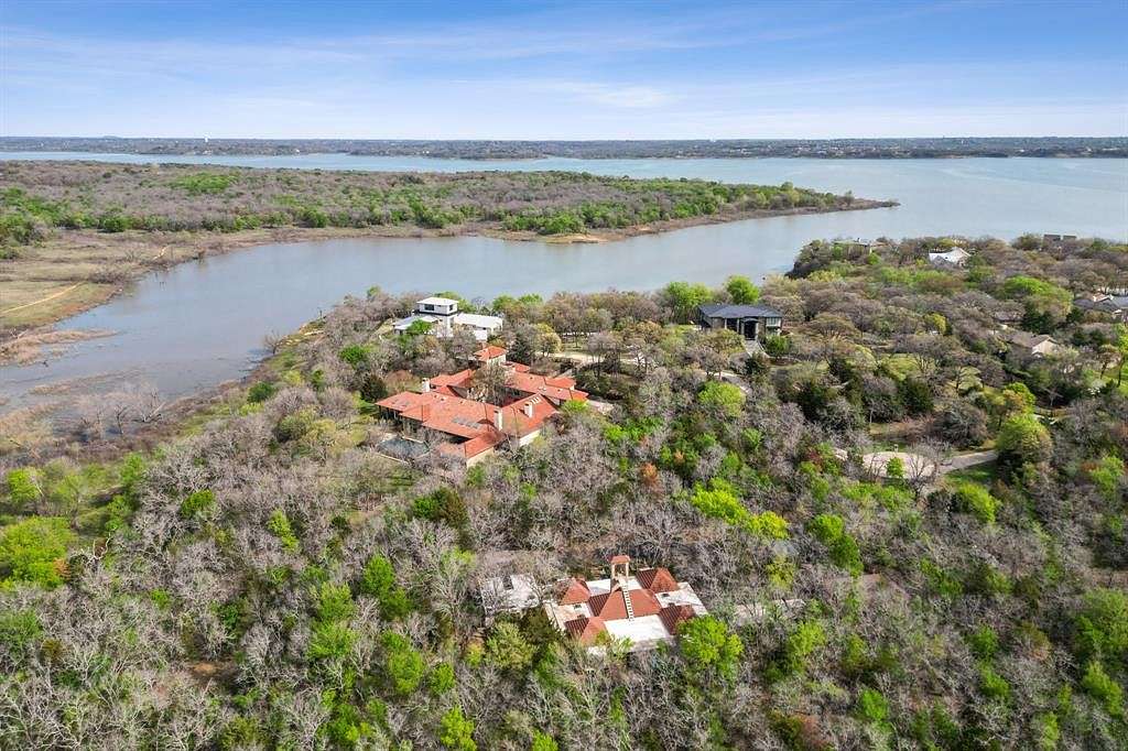 1.3 Acres of Residential Land for Sale in Southlake, Texas