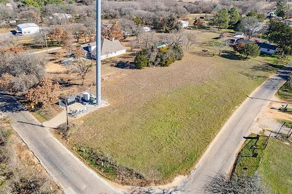 1 Acre of Residential Land for Sale in Cleburne, Texas