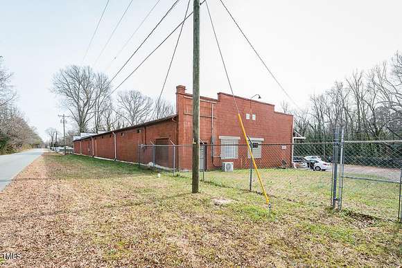 2.9 Acres of Improved Commercial Land for Sale in Burlington, North Carolina