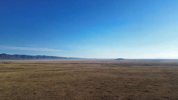 6 Acres of Residential Land for Sale in Veguita, New Mexico