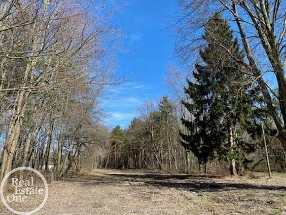 1.5 Acres of Residential Land for Sale in Fort Gratiot, Michigan