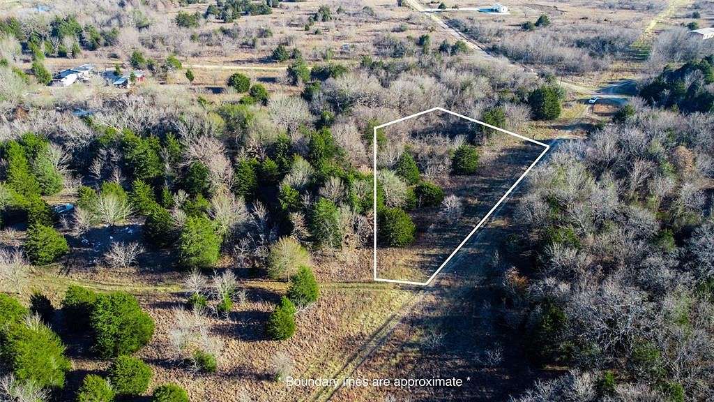 0.92 Acres of Land for Sale in Corsicana, Texas