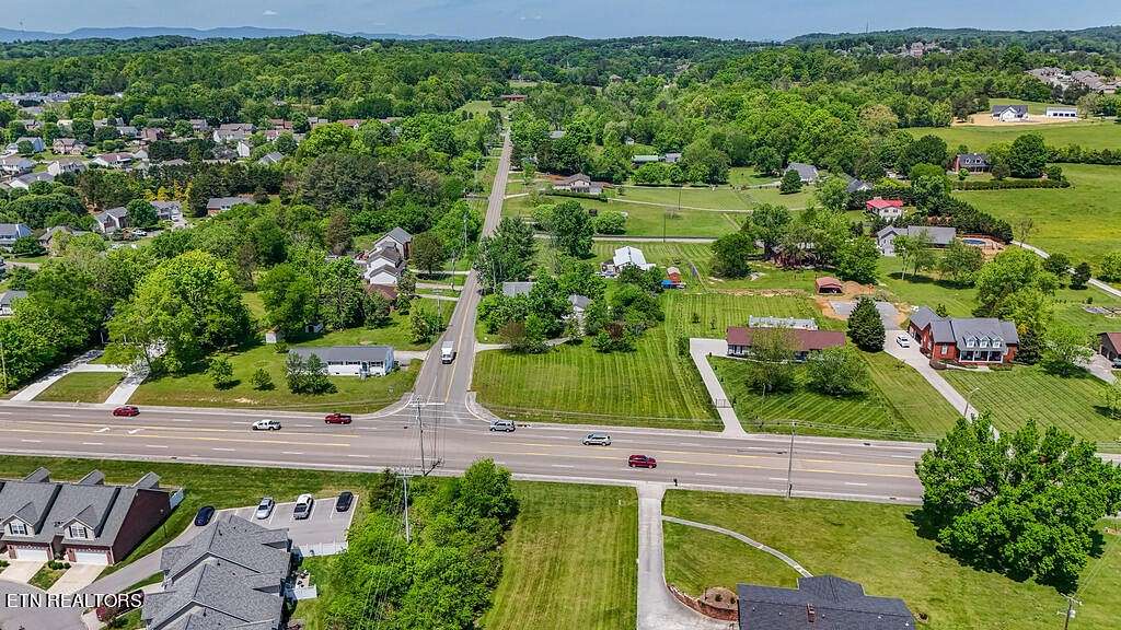 1.5 Acres of Commercial Land for Sale in Knoxville, Tennessee