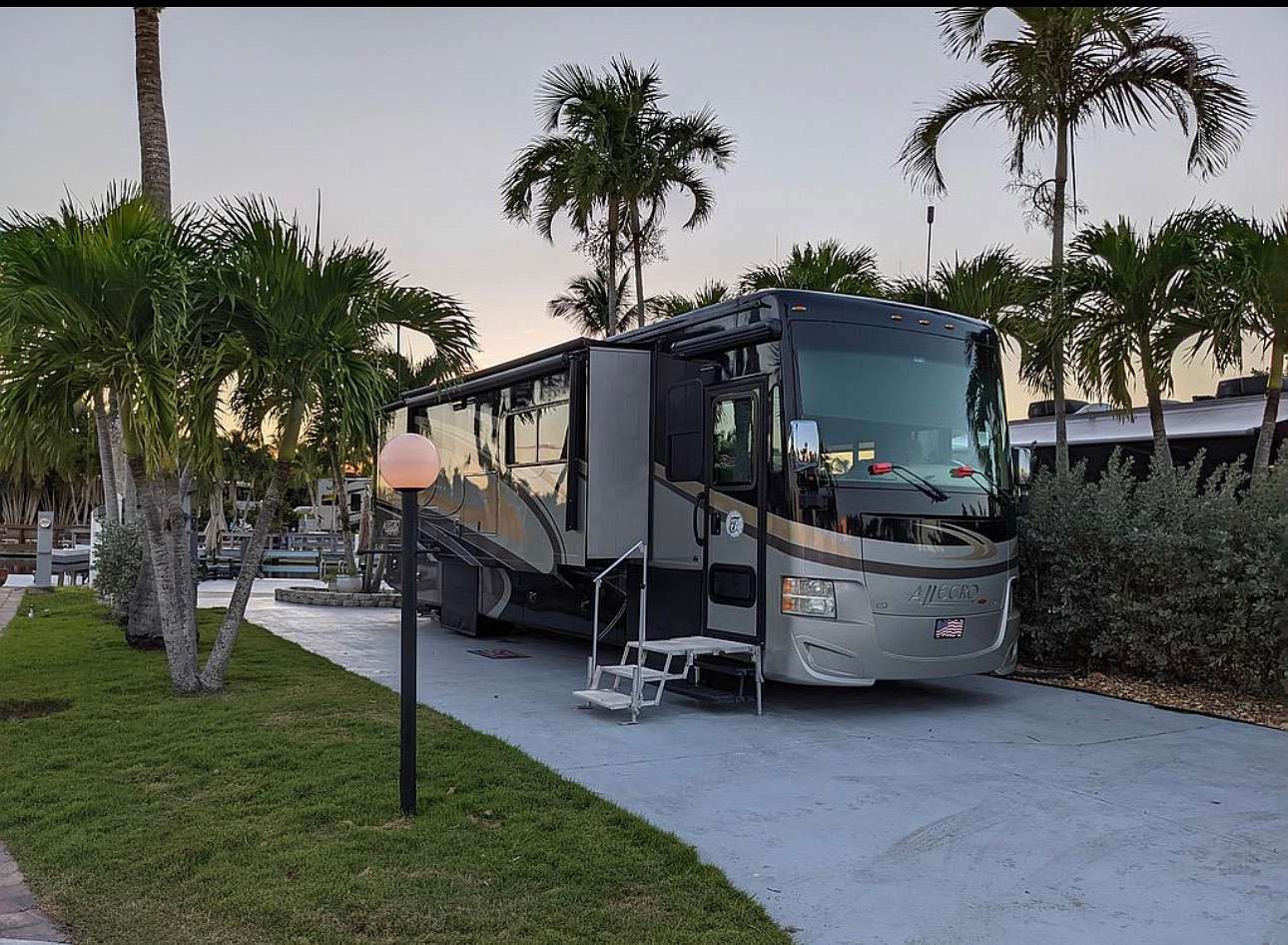 Land for Sale in Chokoloskee, Florida