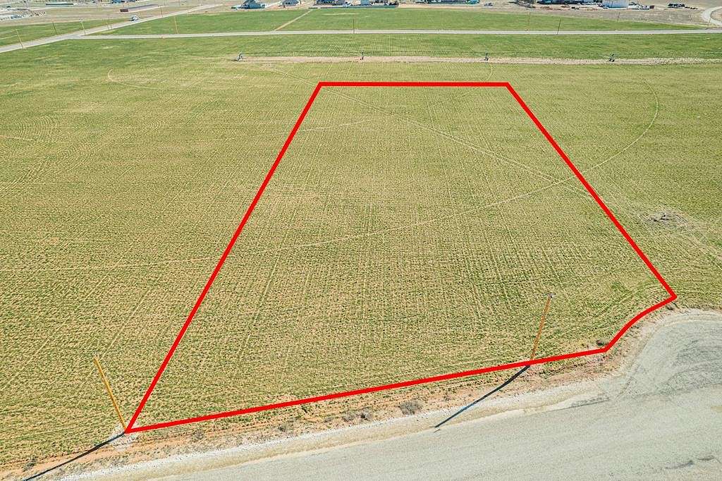 2.3 Acres of Residential Land for Sale in Seminole, Texas