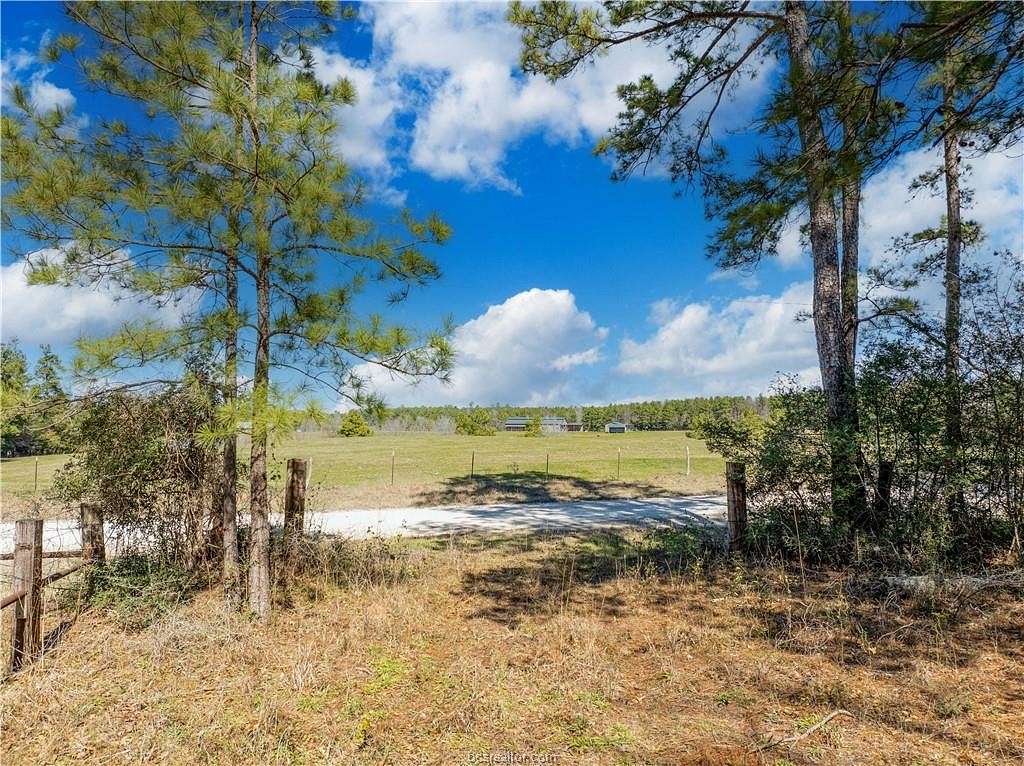 20 Acres of Land for Sale in Huntsville, Texas