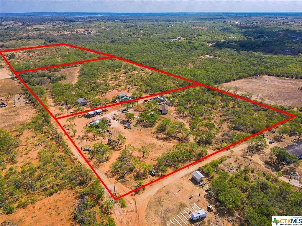 5.1 Acres of Land for Sale in Floresville, Texas